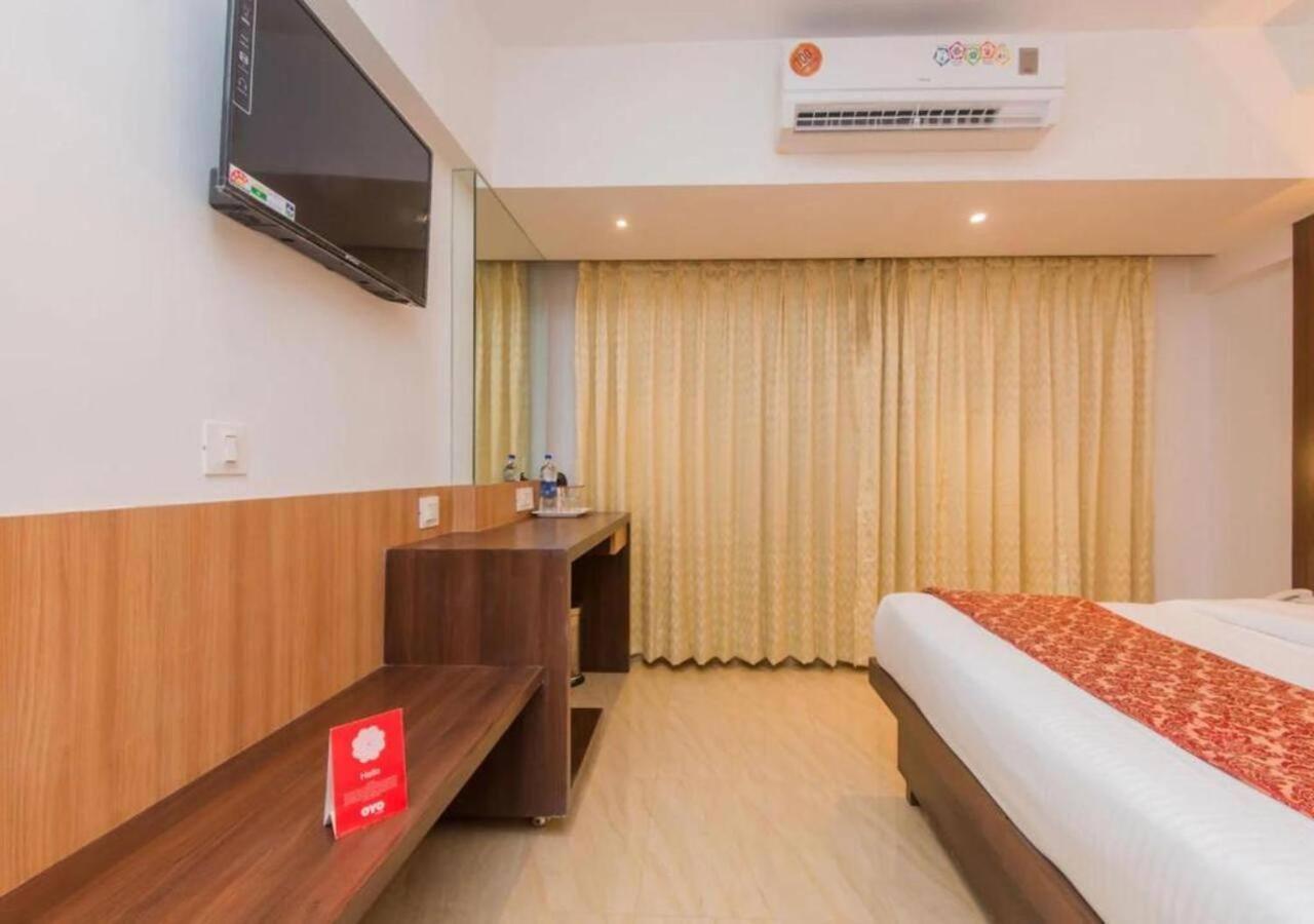 Hotel Mourya Residency Νάβι Μουμπάι Εξωτερικό φωτογραφία