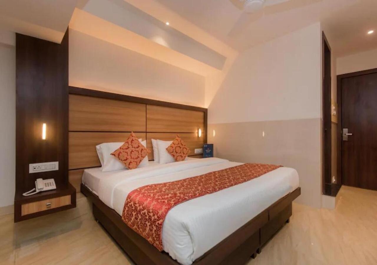 Hotel Mourya Residency Νάβι Μουμπάι Εξωτερικό φωτογραφία